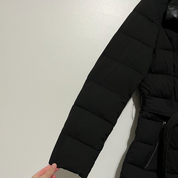 Tahari Womens Belted Puffer Coat Size M Black Asymmetrical Long Apres Ski Winter - Picture 4 of 11